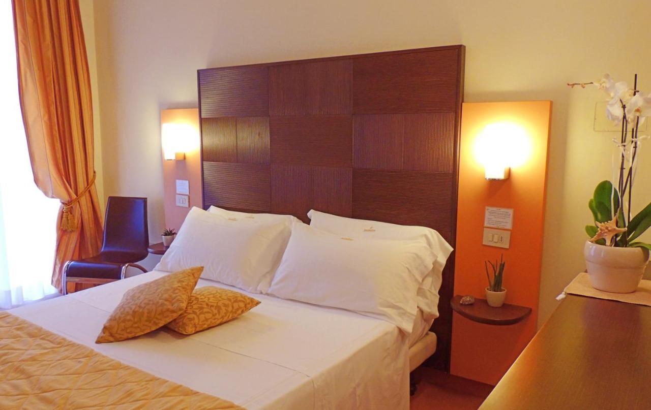 Economy Double Room,682224267:JPEG